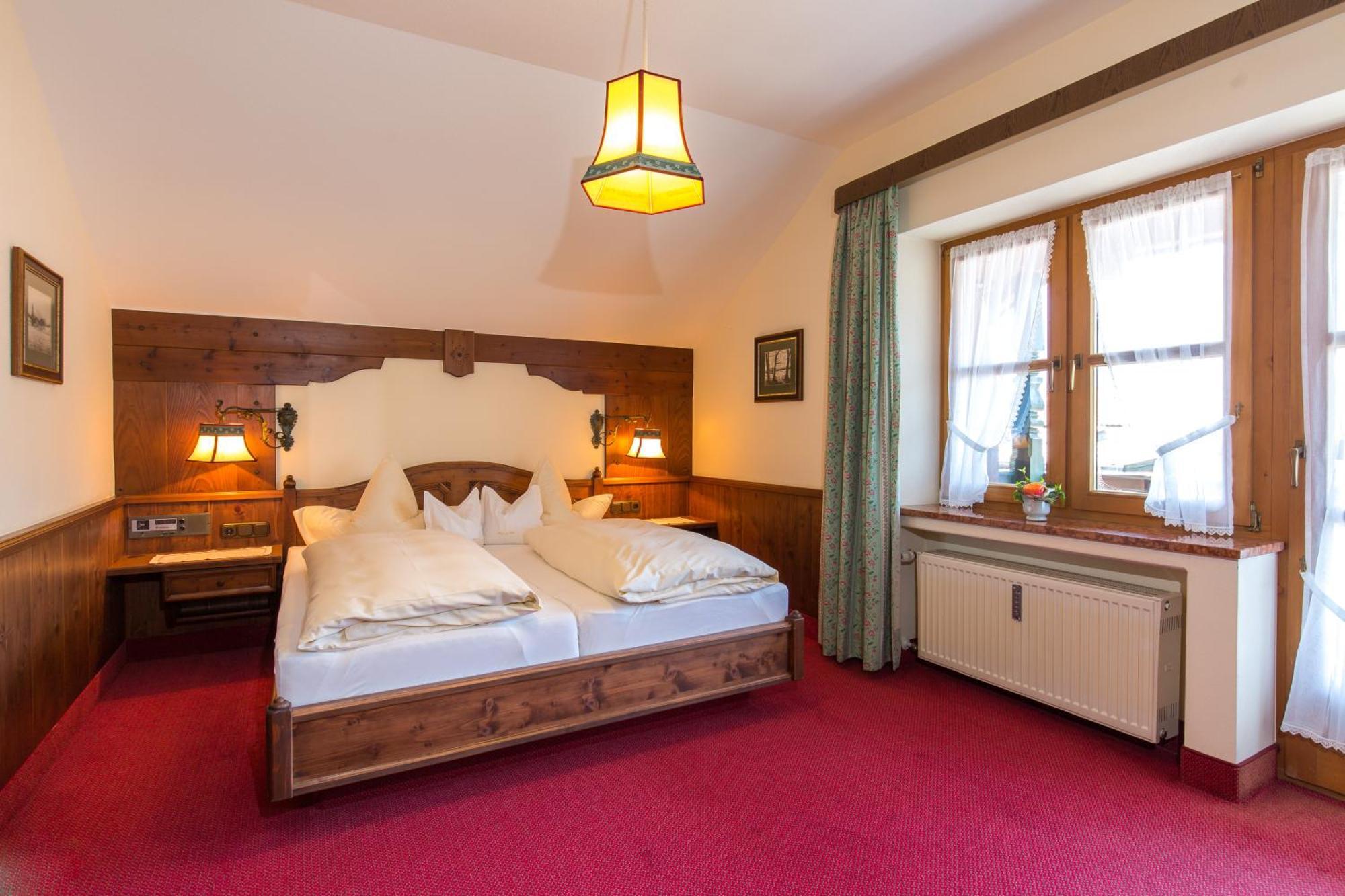 Hotel Zur Post 루폴딩 외부 사진