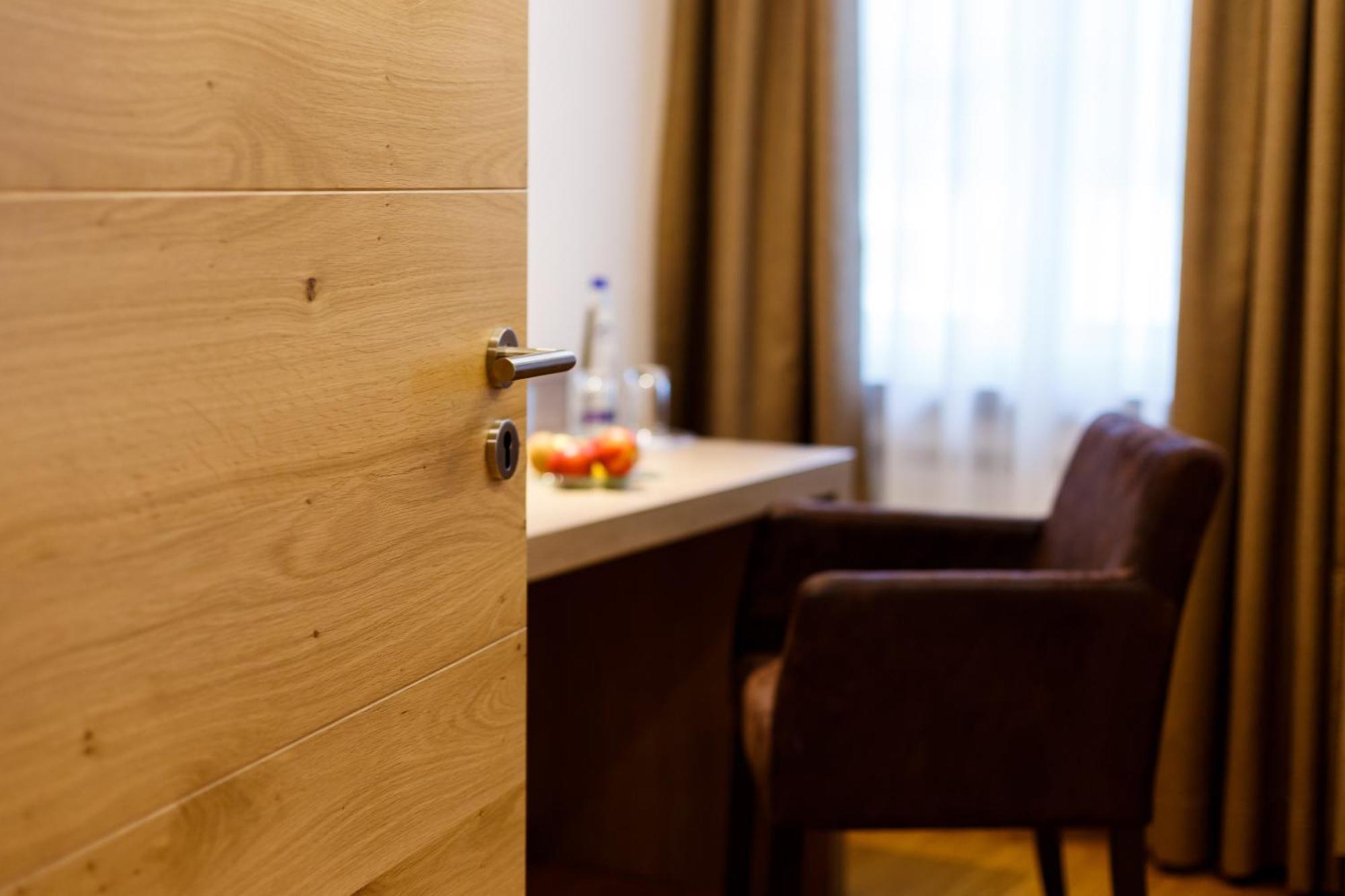 Hotel Zur Post 루폴딩 외부 사진